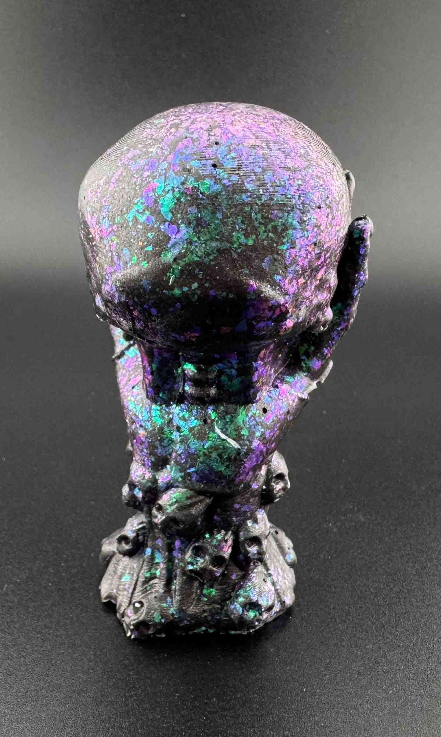 Skull in Hand